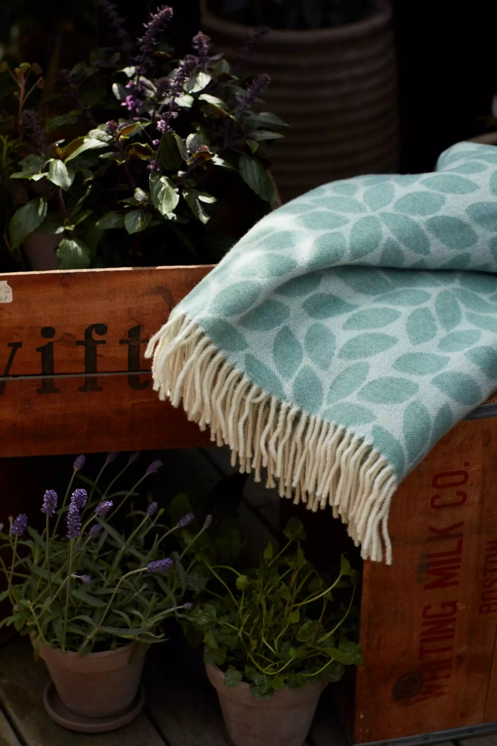 Lexington Leaves Recycled Wool Jacquard Filt 4 Lexington Leaves Recycled Wool Jacquard Filt - Bild 2