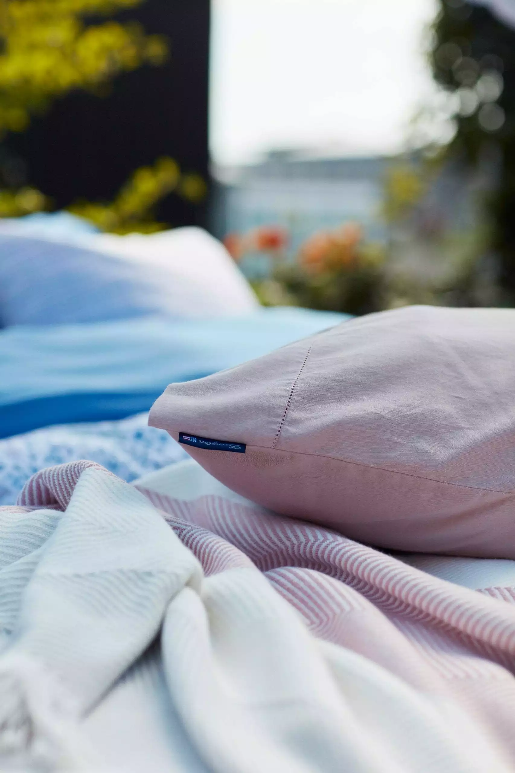 Lexington Violet Washed Cotton Sateen Örngott 4 Lexington Violet Washed Cotton Sateen Örngott - Bild 2