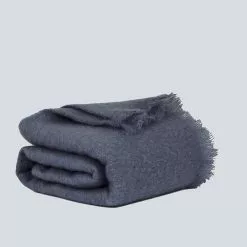 Millenotti Mille Notti Senzo Pläd 140x200 8 Millenotti Mille Notti Senzo Pläd 140x200 -Sängkläder försäljning SENZOPLAD morkbla