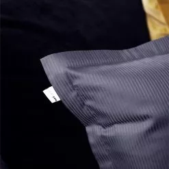 Boras-cotton Turiform Turistripa Svanemerket Påslakanset 14 Boras-cotton Turiform Turistripa Svanemerket Påslakanset -Sängkläder försäljning Turistripa morkbla1